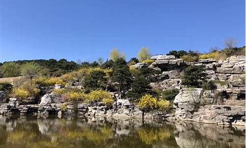 北京西山无名英雄纪念碑铭撰写者_北京西山森林公园无名英雄纪念